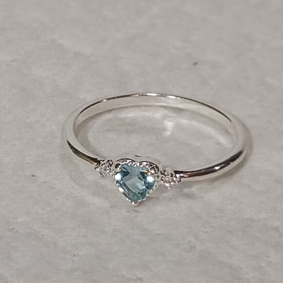 NWOT Dainty Sterling Silver Plated Sea Blue Heart Shaped Sapphire Ring Size 7.5 - Picture 12 of 16